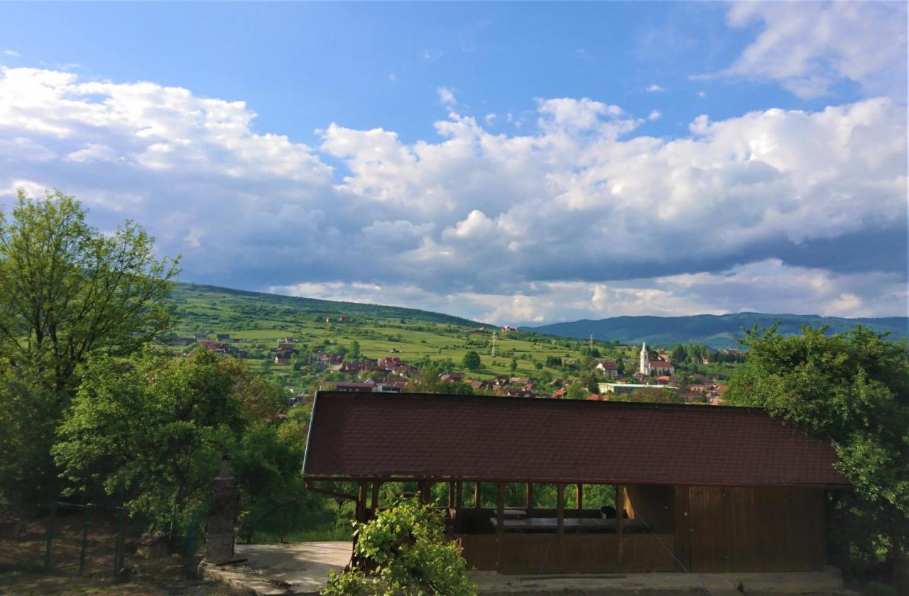 Rozsi Mama Villa Совата Екстериор снимка