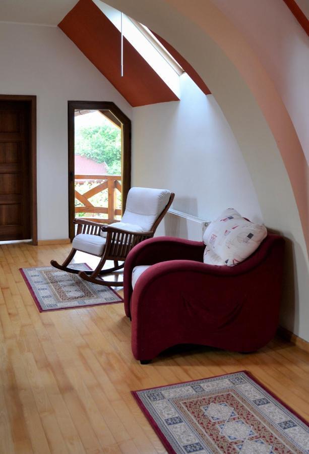 Rozsi Mama Villa Совата Екстериор снимка